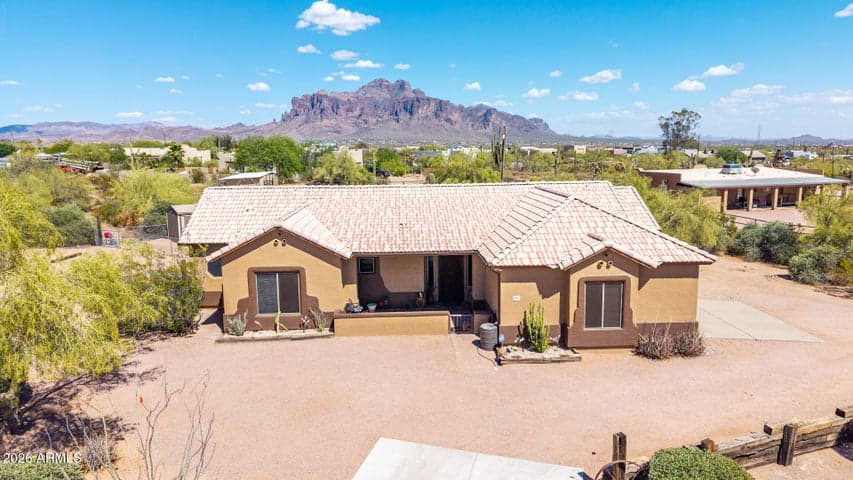 931 E ECHO Circle, Apache Junction, AZ