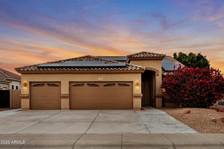 700 W CHERRYWOOD Drive, Chandler, AZ