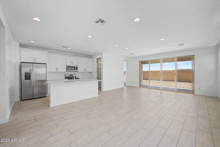 18191 W ELIZABETH Avenue, Goodyear, AZ
