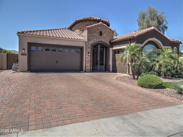 229 E POWELL Way, Chandler, AZ