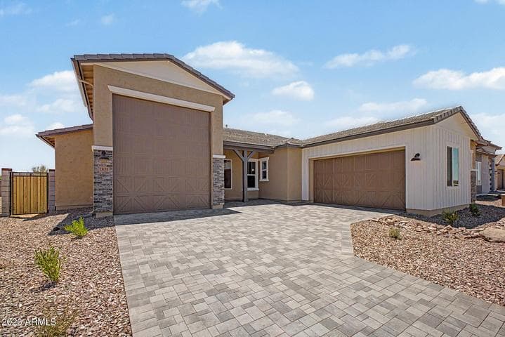 13635 W Crabapple Drive, Peoria, AZ