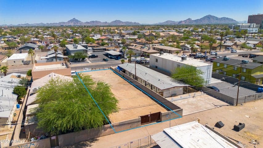 2145 E TAYLOR Street #11, Phoenix, AZ