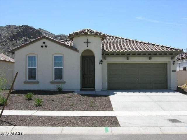 609 E PEARCE Road, Phoenix, AZ