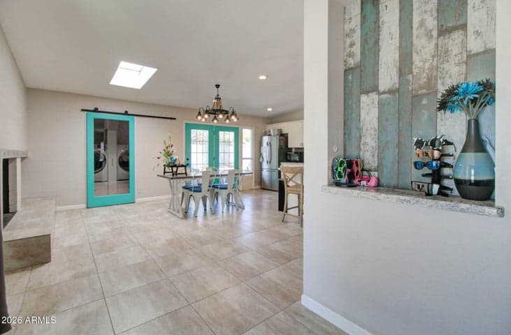 373 N Apache Drive, Chandler, AZ