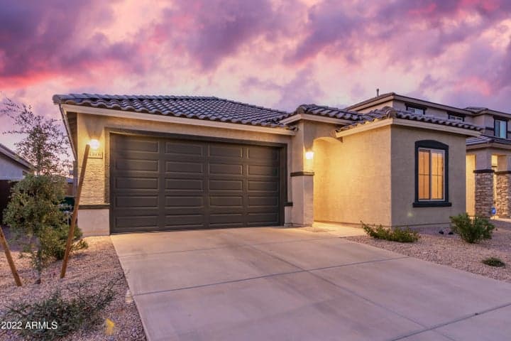 43606 W JUNIPER Avenue, Maricopa, AZ