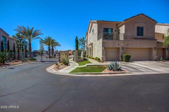 7514 E EARLL Drive #39, Scottsdale, AZ