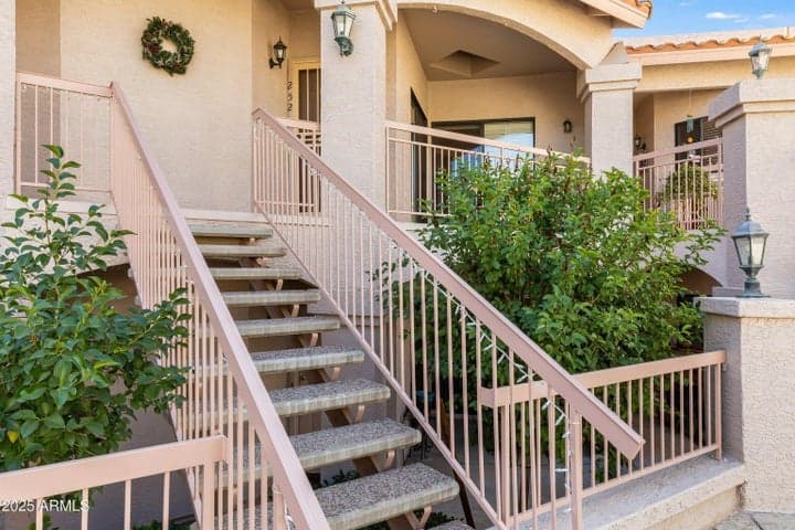 9151 W Greenway Road #252, Peoria, AZ