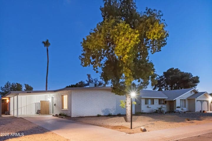 1249 E BISHOP Drive, Tempe, AZ