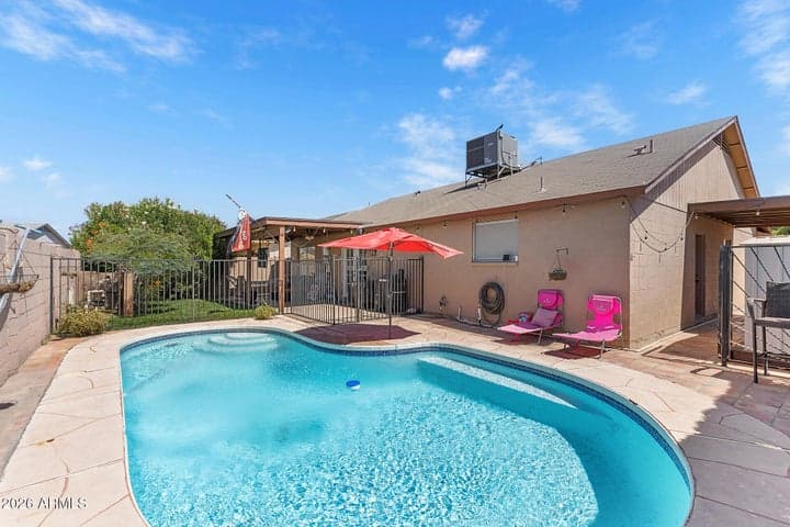 9002 W CORONADO Road, Phoenix, AZ