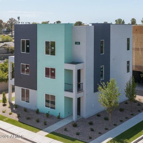 2601 E CLARENDON Avenue #3, Phoenix, AZ