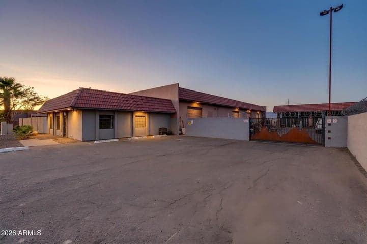7818 N 68TH Avenue, Glendale, AZ