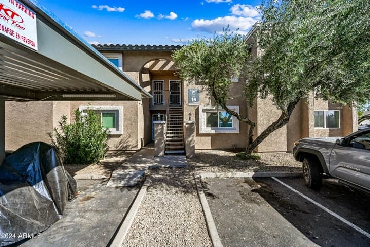 1560 W Sahuaro Drive #1, Phoenix, AZ