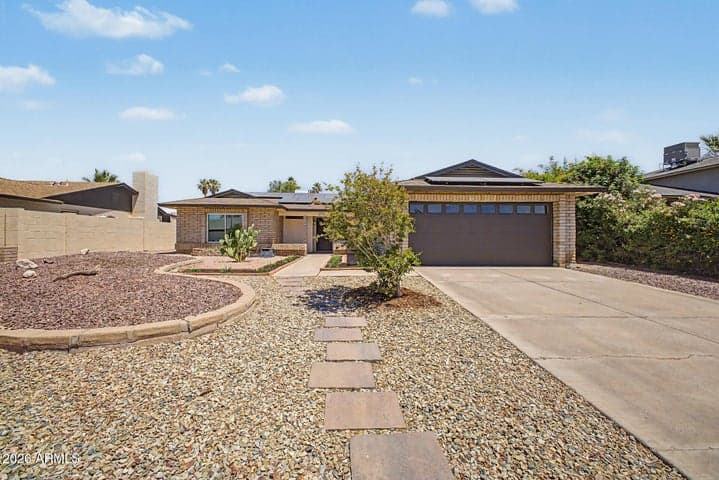 814 E CHILTON Drive, Tempe, AZ