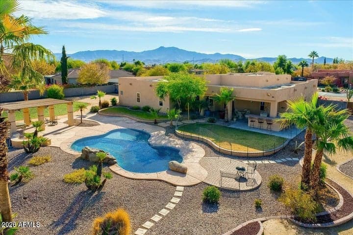 5118 W WINSTON Drive, Laveen, AZ