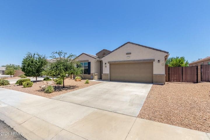 13523 W BRILES Road, Peoria, AZ