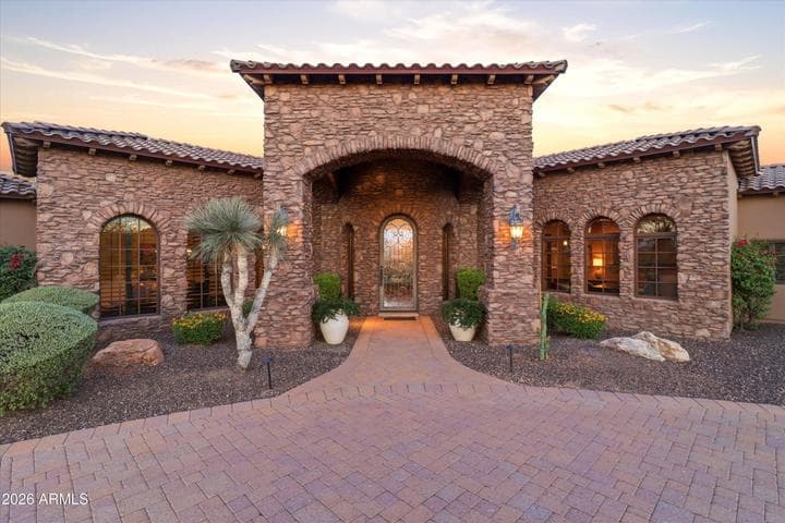 11659 E CAVEDALE Drive, Scottsdale, AZ