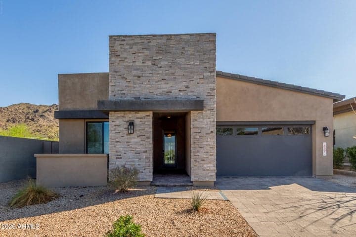 837 E MONTE Way, Phoenix, AZ