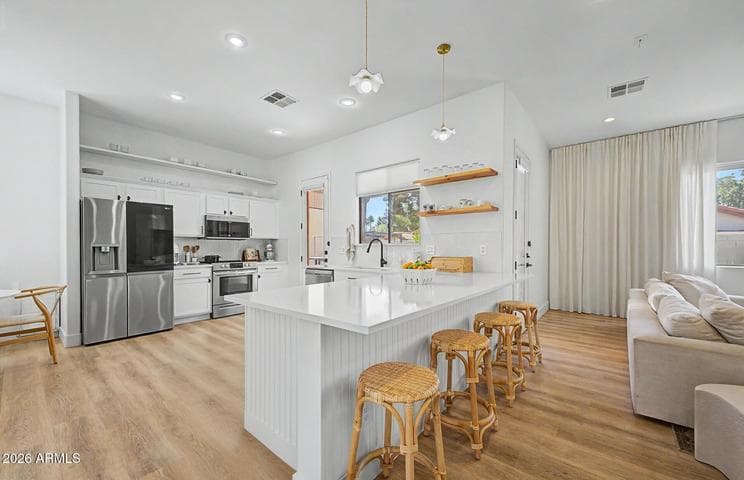 1535 E KINGS Court, Gilbert, AZ
