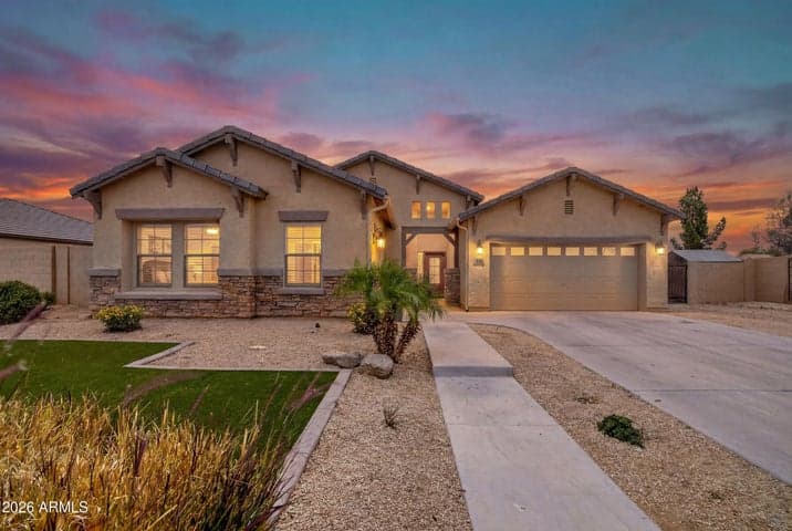 18412 W COLTER Court, Litchfield Park, AZ