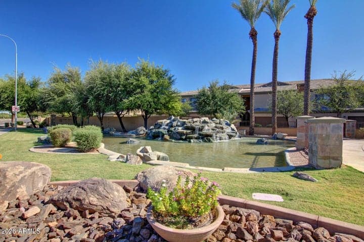 705 W QUEEN CREEK Road #1073, Chandler, AZ