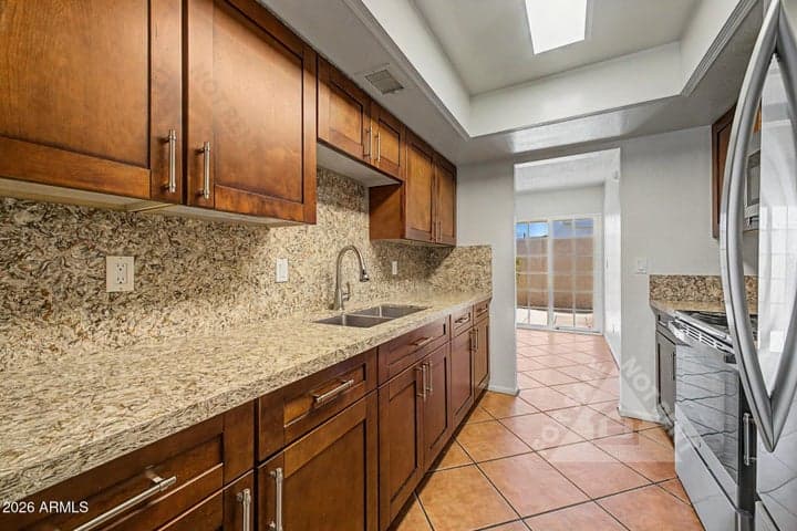 912 E VILLA RITA Drive, Phoenix, AZ