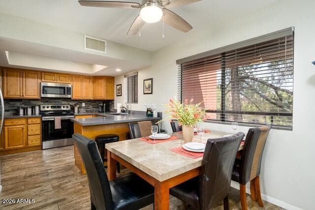 4303 E CACTUS Road #437, Phoenix, AZ