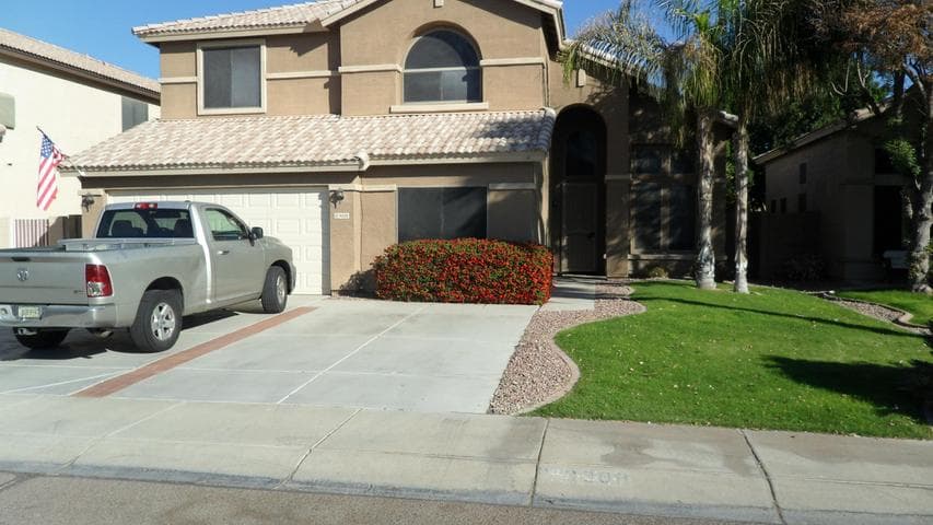 9008 W QUAIL Avenue, Peoria, AZ