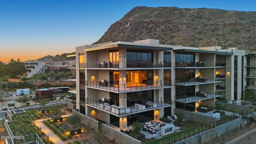 4849 N Camelback Rdg Drive #B302, Scottsdale, AZ