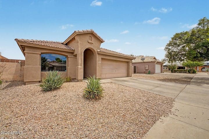 6637 S 18TH Drive, Phoenix, AZ