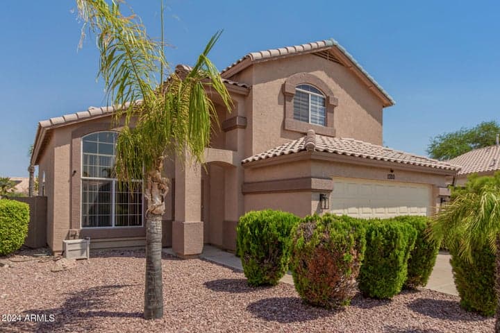 1320 E CHARLESTON Avenue, Phoenix, AZ