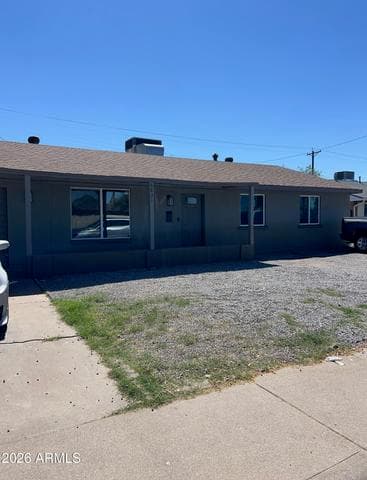 6831 W CAMELBACK Road, Phoenix, AZ