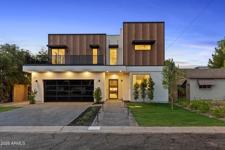 4422 E ROMA Avenue, Phoenix, AZ