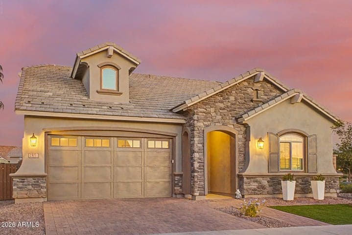 23011 E ARROWHEAD Trail, Queen Creek, AZ