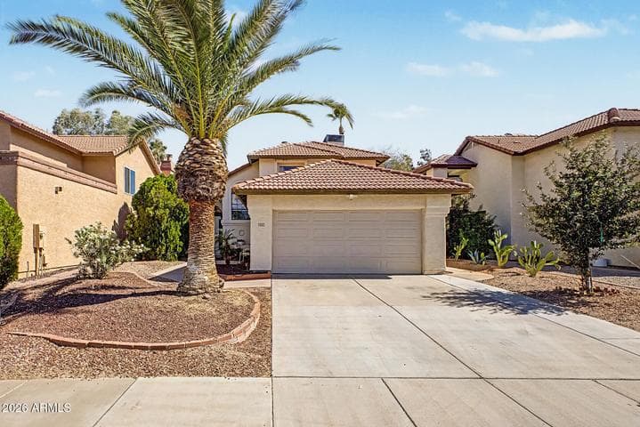 929 E MANOR Drive, Chandler, AZ