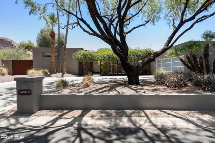 4605 E PALO VERDE Drive, Phoenix, AZ