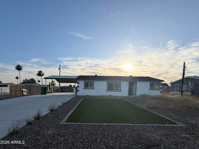 306 N HAWES Road, Mesa, AZ