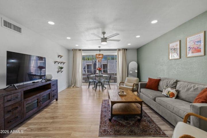 1010 E OSBORN Road #E, Phoenix, AZ