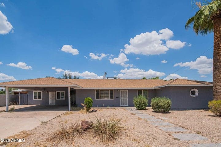 1648 E MITCHELL Drive, Phoenix, AZ