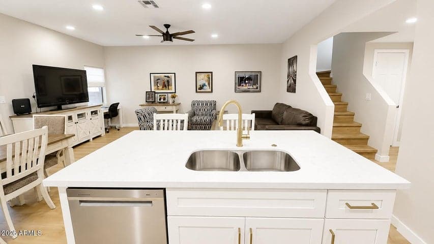 9705 E MOUNTAIN VIEW Road #1056, Scottsdale, AZ