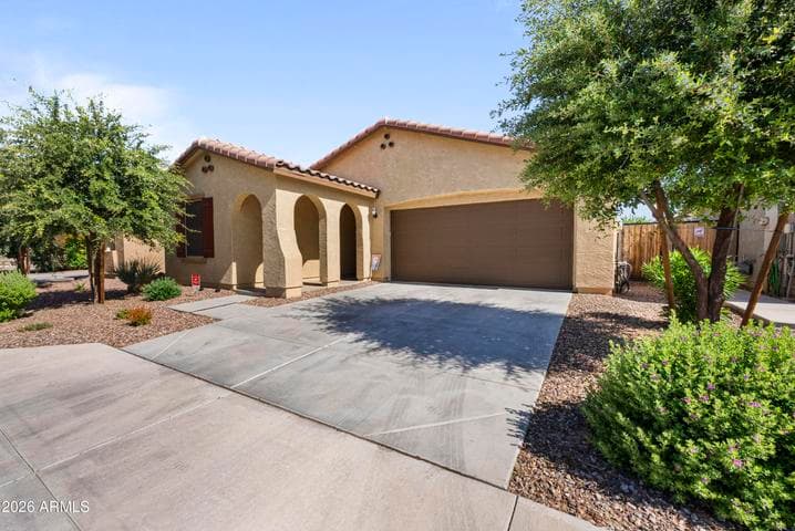 654 E BUCKINGHAM Avenue, Gilbert, AZ