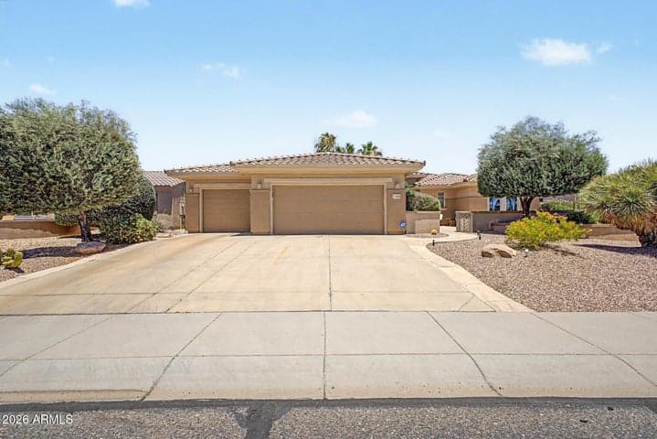 17658 W CALISTOGA Drive, Surprise, AZ