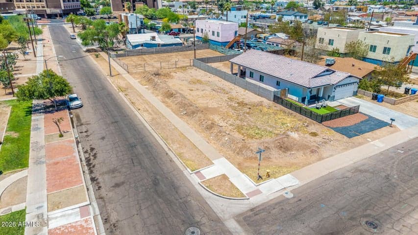 0 S Montezuma Avenue #13, Phoenix, AZ
