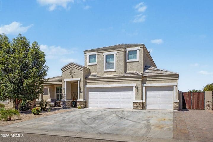 808 W BRANGUS Way, San Tan Valley, AZ