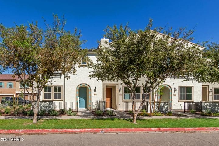 1871 E HAMPTON Lane #101, Gilbert, AZ