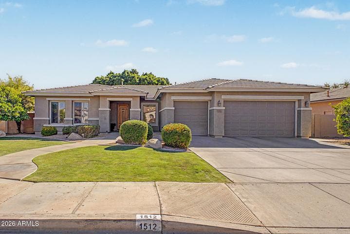 1512 N ROBIN Lane, Mesa, AZ