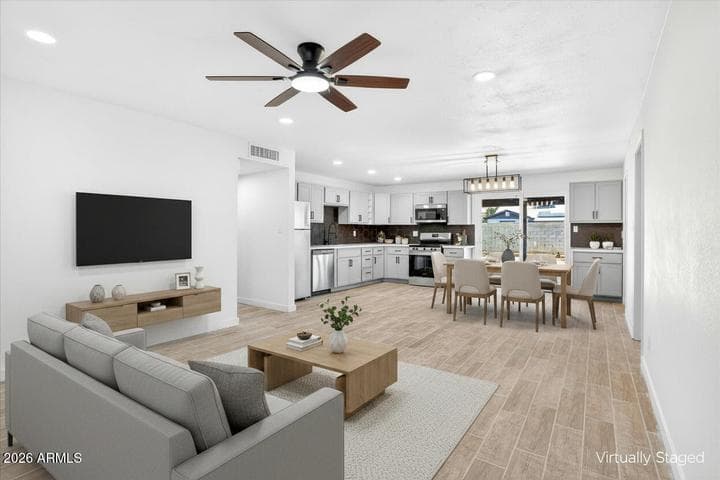6624 W Columbus Avenue, Phoenix, AZ