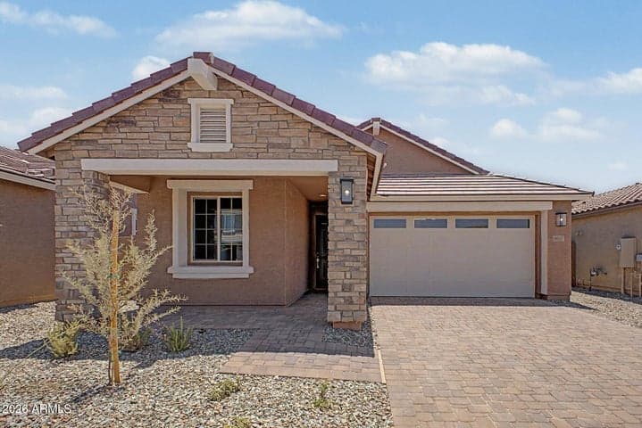 8037 W GRANADA Road, Phoenix, AZ