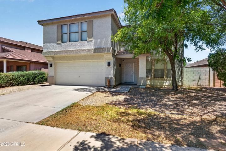 704 W LA PRYOR Lane, Gilbert, AZ