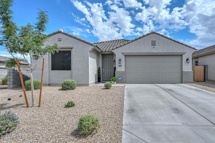 18390 W MONTE LINDO Lane, Surprise, AZ