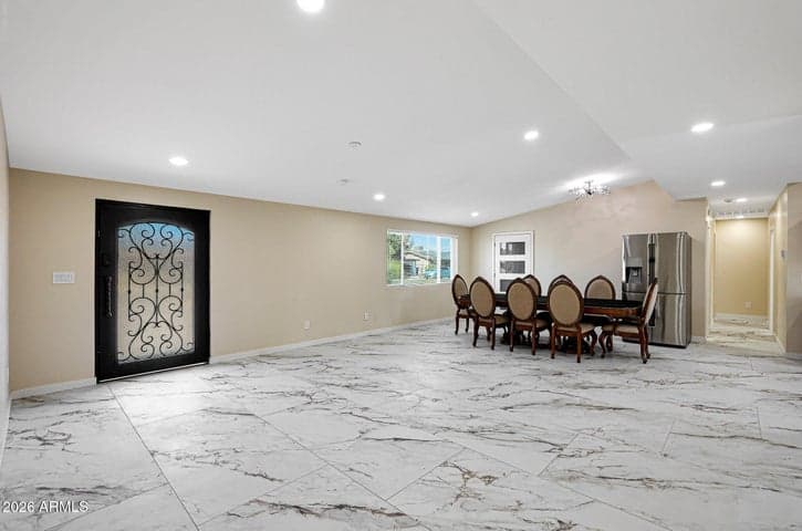 725 E ENCANTO Drive, Tempe, AZ